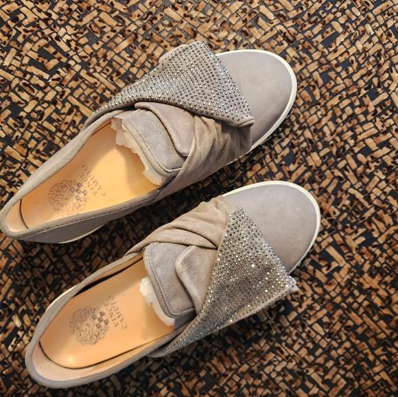 Vince Camuto Barita Slipon Sneaker Comfort Gray Sz 9W - Picture 2 of 6